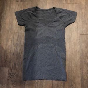 Lululemon Swiftly Tech V Neck
